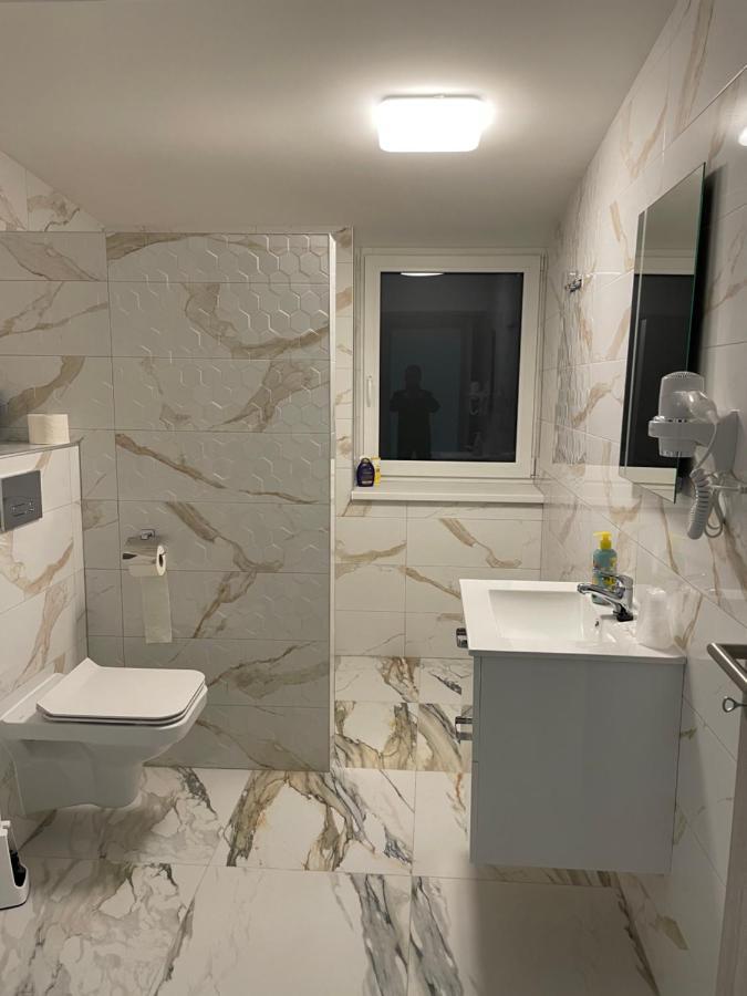 Apartament Cheb Exterior foto